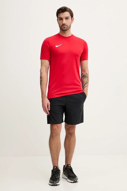 Nike t-shirt czerwony 725891.657