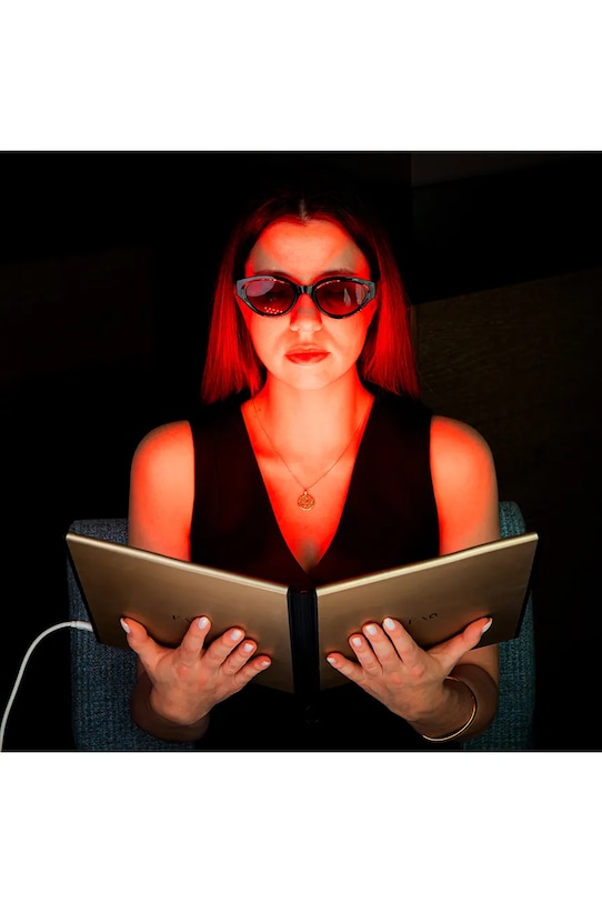 FOREO panou led cu lumină roșie pentru tratamente faciale și corporale FAQ Dual LED Panel multicolor F0617