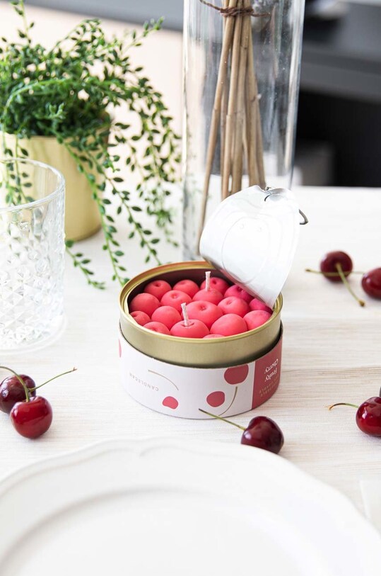 CandleCan lumanare aromata Fruity Cherry rosu can.cherry