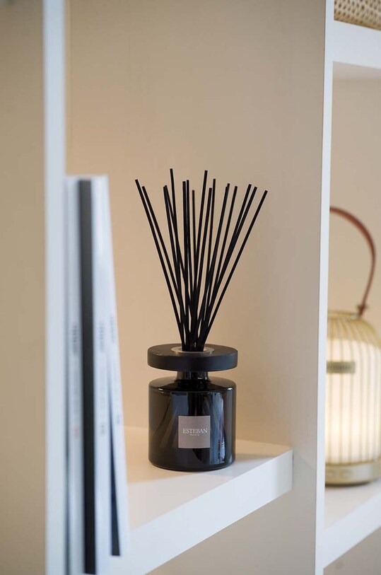 Домашнє SPA Аромадифузор Esteban Ylang-Ylang 200 ml YLG.038 барвистий