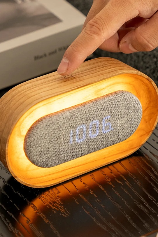 Gingko Design budzik led Lumos 15 cm G076O.AH biały
