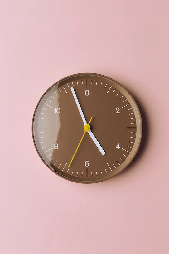 HAY ρολόι τοίχου από πλαστικό 3,6 x 26,5 x 26,5 cm AF793.A661 καφέ AA00