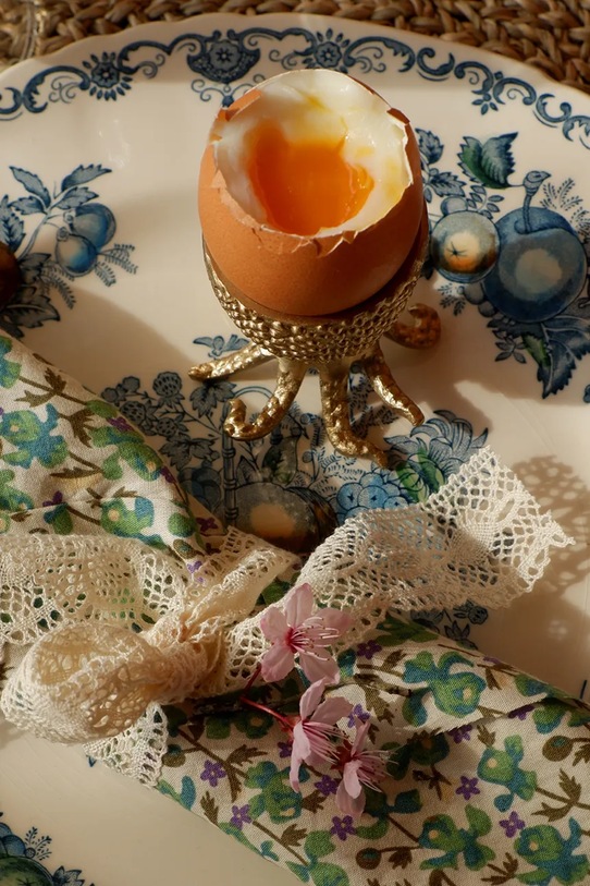 Doing Goods kieliszek na jajko Octo Egg Cup 1.30.10.021.921.4