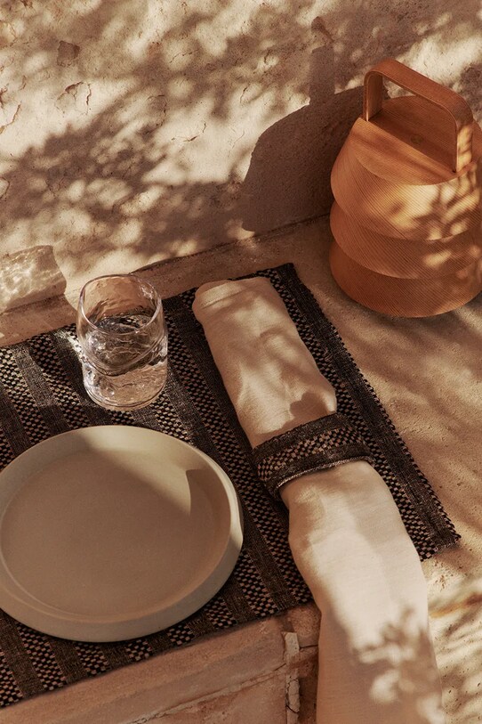 ferm LIVING talerz Erena Side Plate 1104270742 beżowy