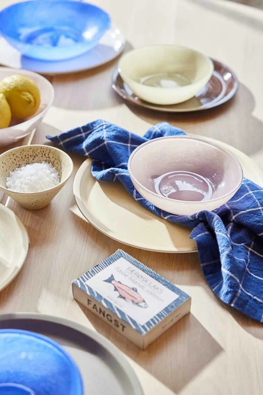 OYOY zestaw talerzy Yuka 27 x 27 x 1,9 cm 2-pack L300773 żółty AA00