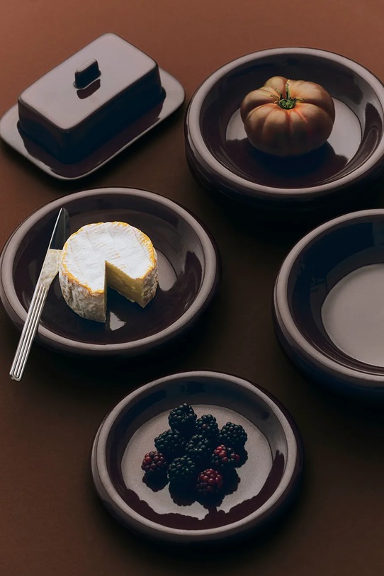 Kuchnia i bar HAY maselniczka z kloszem z terakoty 7,5 x 12,3 x 17,5 cm AC470.A872 bordowy