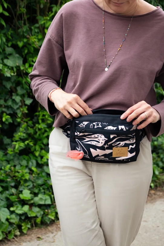 Bebobi nerka na smaczki dla psa 22 x 16 x 5 cm NKA32C.NMKA32C