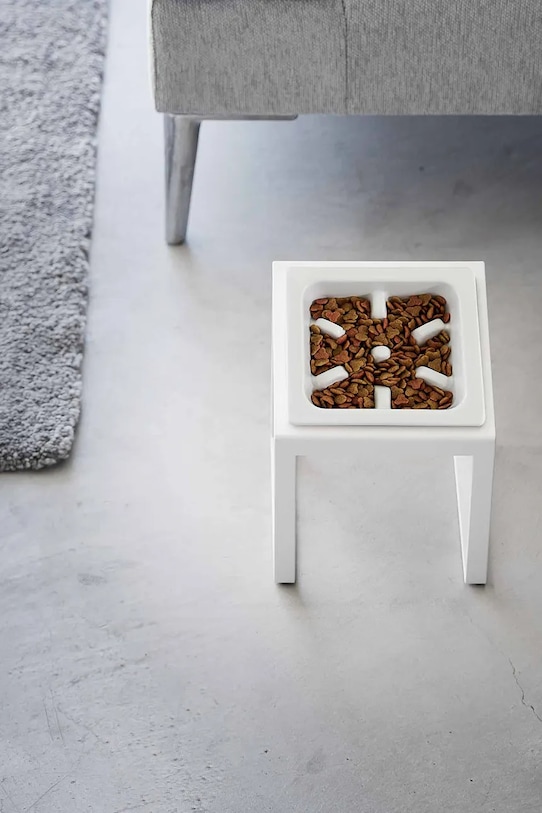 Yamazaki zdjelica za kućnog ljubimca 15 x 15,5 x 17,6 cm bijela 10239