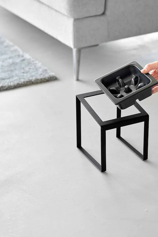 Yamazaki miska pre domáceho maznáčika 15 x 15,5 x 17,6 cm 10240 čierna