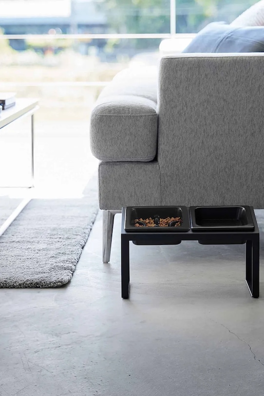 Yamazaki miska pre domáceho maznáčika 29 x 15,5 x 17,6 cm 10242 čierna AA00