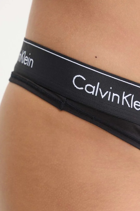 Calvin Klein Underwear stringi czarny 0000F3786E