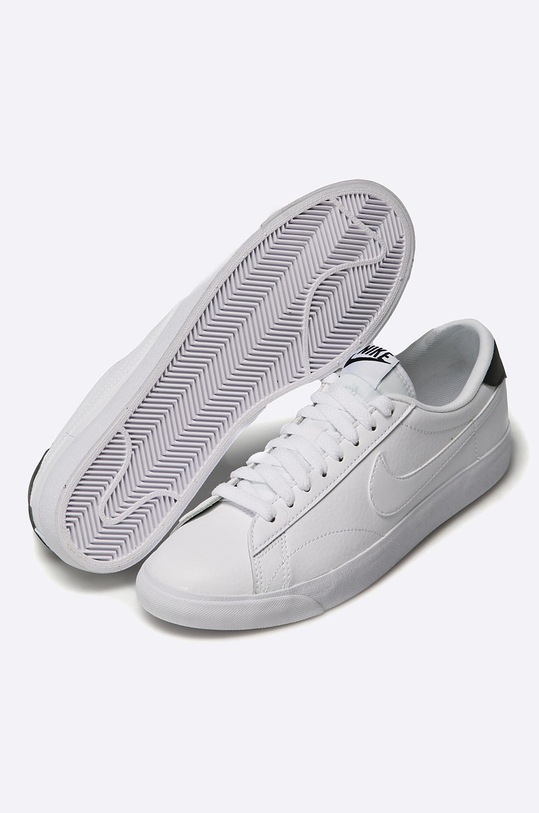 Nike Sportswear - Buty Tennis Classic AC 377812.124 biały