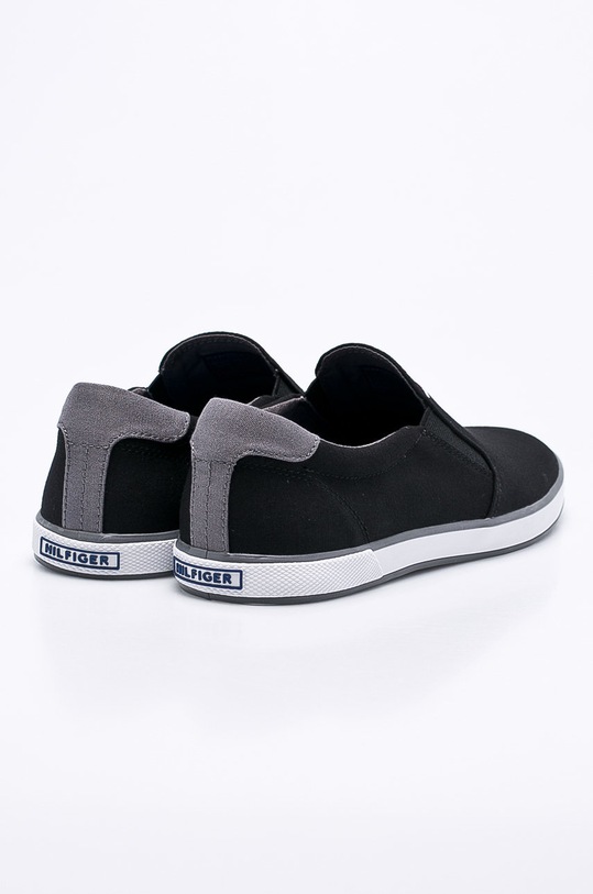 Παπούτσια τένις - Tommy Hilfiger μαύρο FM0FM00597.990