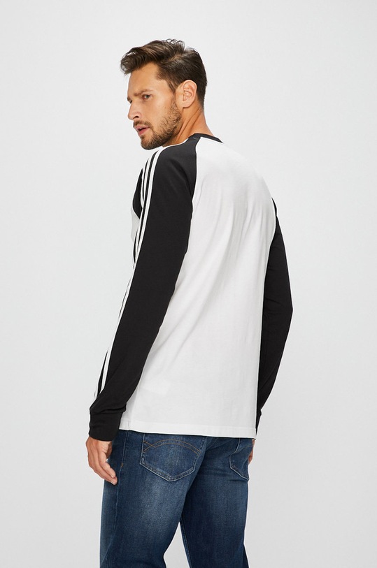 Дрехи adidas Originals - Суичър DH5793 DH5793 бял