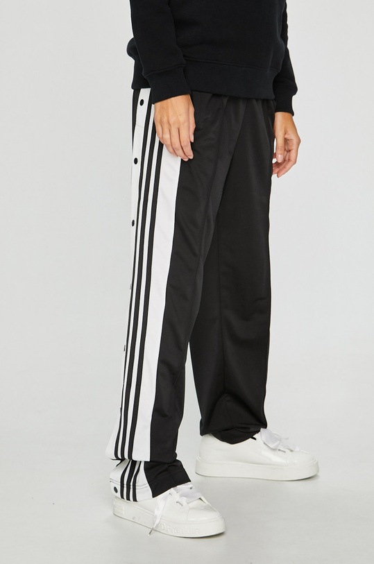 Nohavice adidas Originals CV8276 čierna CV8276