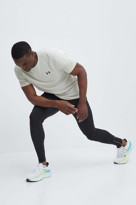 Tréninkové tričko Under Armour 1326413 béžová AW24