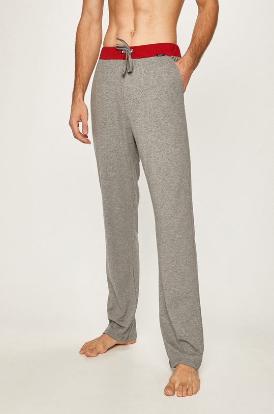 Oblečenie Strellson - Pyžamo 521140 červená