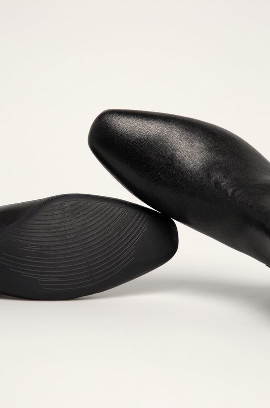 Vagabond Shoemakers - Cizme de piele Joyce negru 4808.201.20.JOYCE