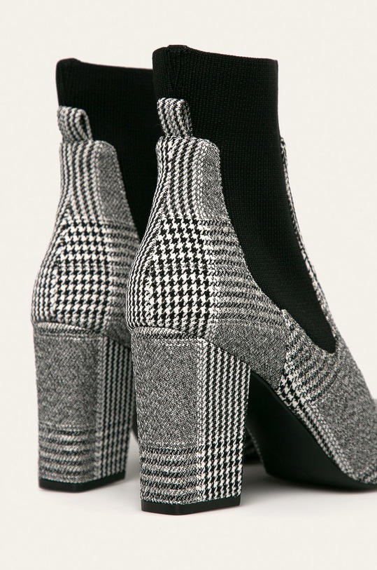 Обувки Steve Madden - Боти Richter SM11000675 черен