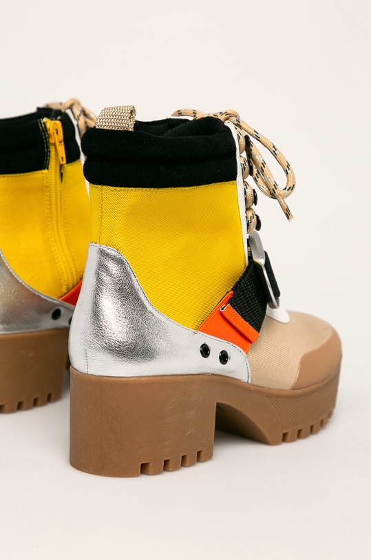 Обувки Steve Madden - Боти Grady SM11000777 жълт