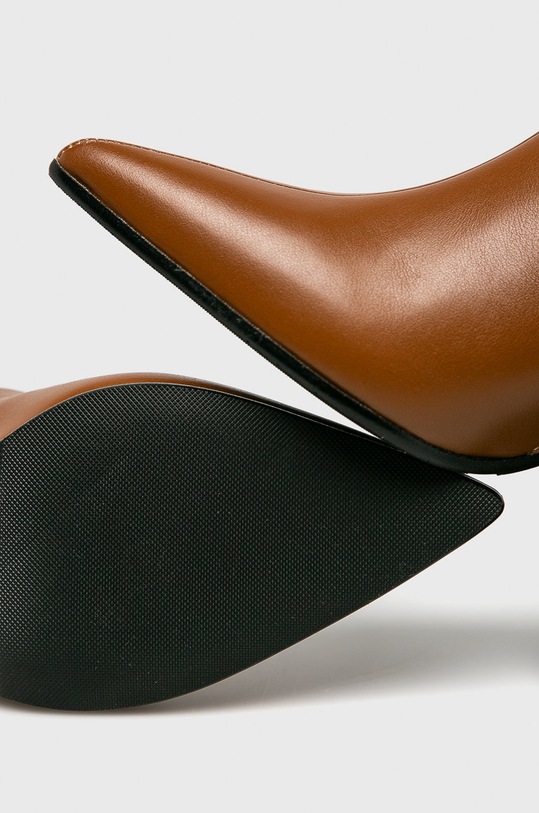 Baldowski - Botine D02622.2835.004 maro