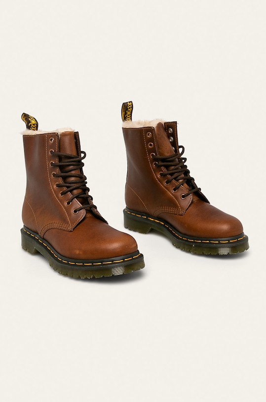 Dr. Martens - Bocanci de piele 23912243 maro AA00