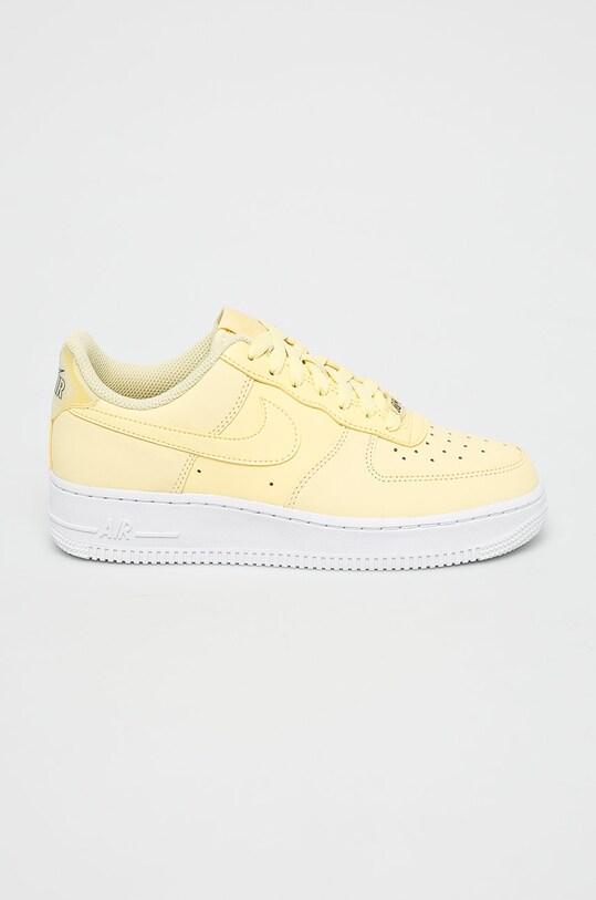 Nike Sportswear - Topánky Air Force 1 07 Ess žltá AO2132.701