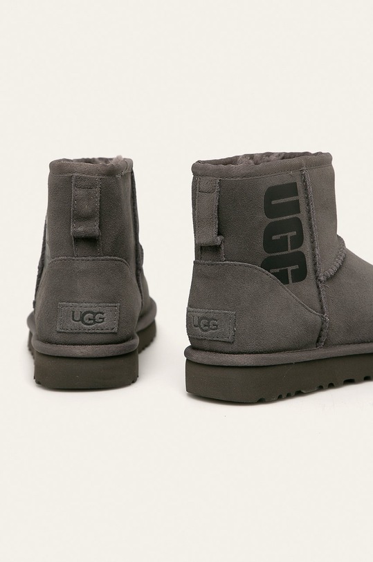 Încălțăminte UGG - Bocanci de piele Classic Mini Ugg Rubber Logo 1108231 gri