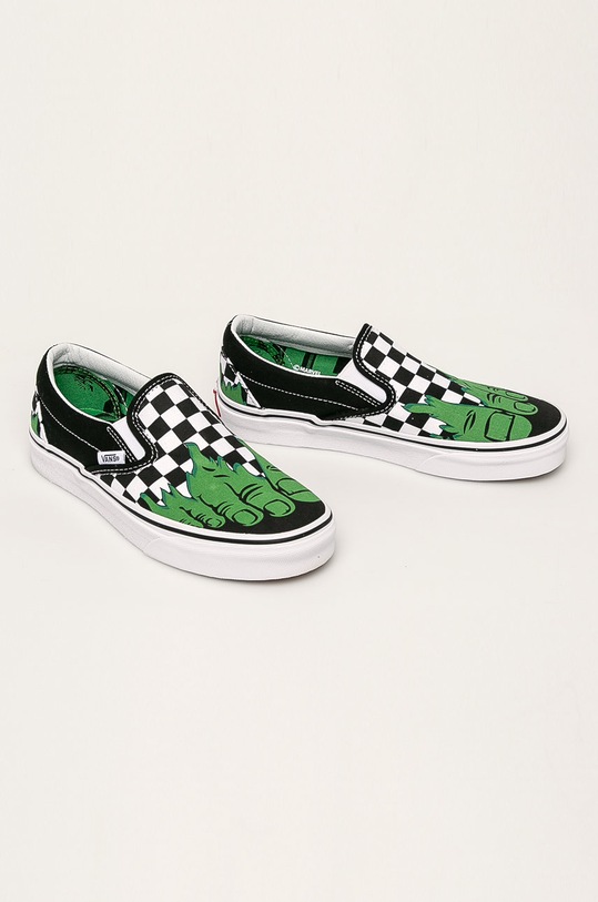 Vans - Tenisi x Marvel VN0A38F7U441 negru AW19