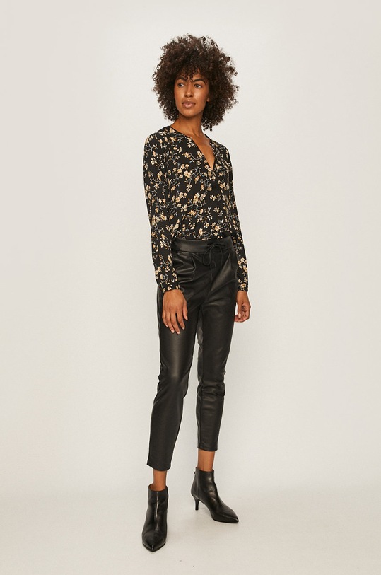 Vero Moda - Spodnie 10205737 czarny AA00