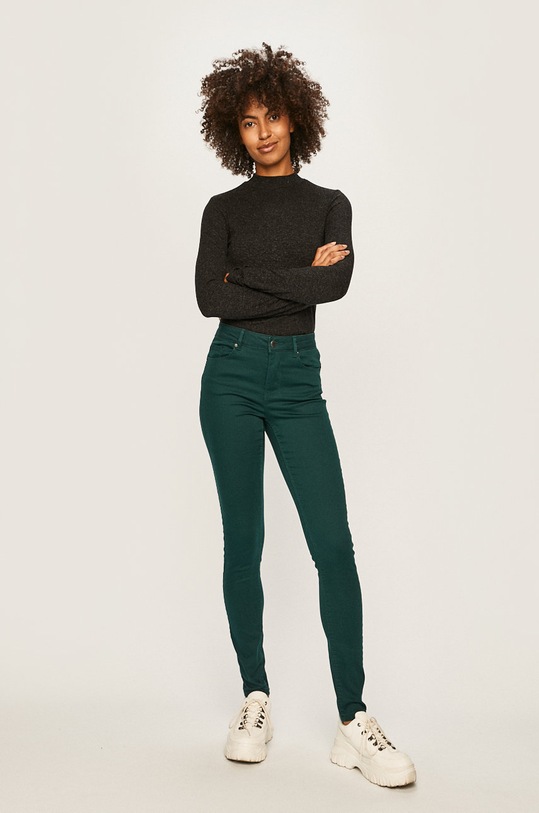 Vero Moda - Rifle VMHot 10210798 zelená AW19