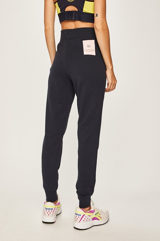 Îmbrăcăminte Calvin Klein Performance - Pantaloni 00GWS9P600 bleumarin