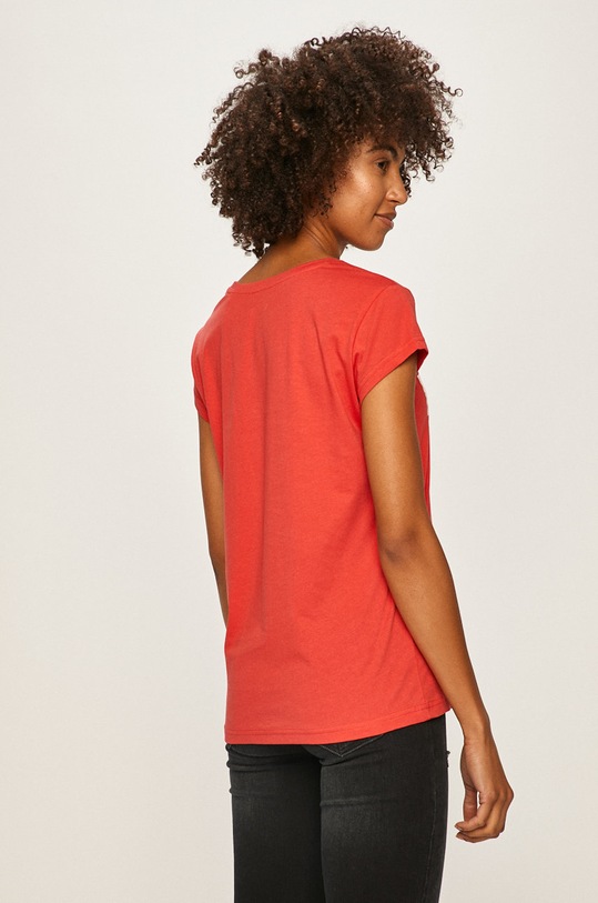 Oblečenie Mustang - Tričko 1008222.7099 červená