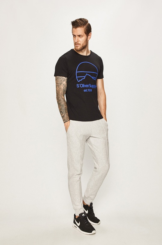 s. Oliver - Pánske tričko 13.908.32.7653 čierna AW19