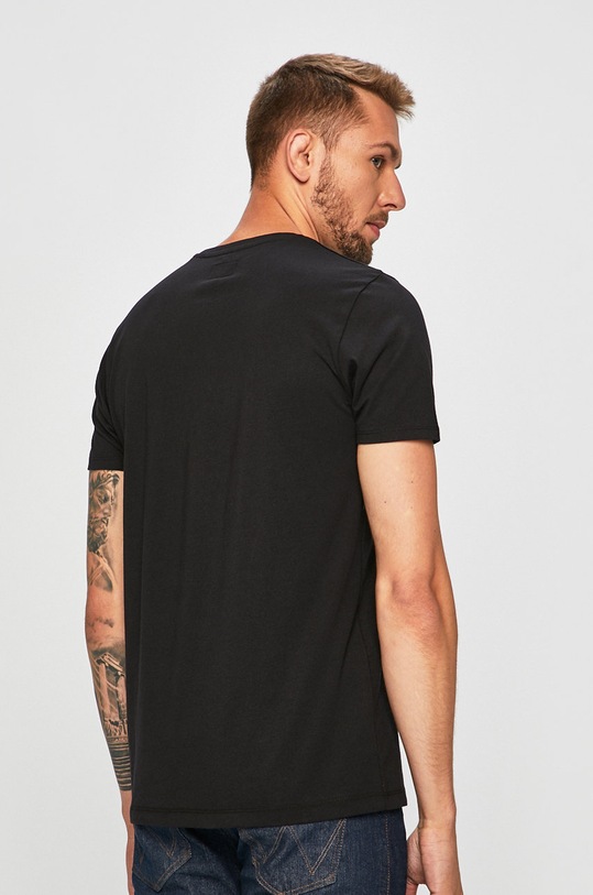 Odzież Wrangler - T-shirt W742FK100 czarny