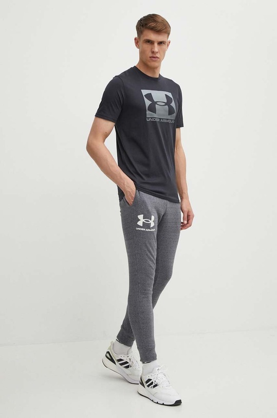 Under Armour - Μπλουζάκι 1329581 μαύρο SS24