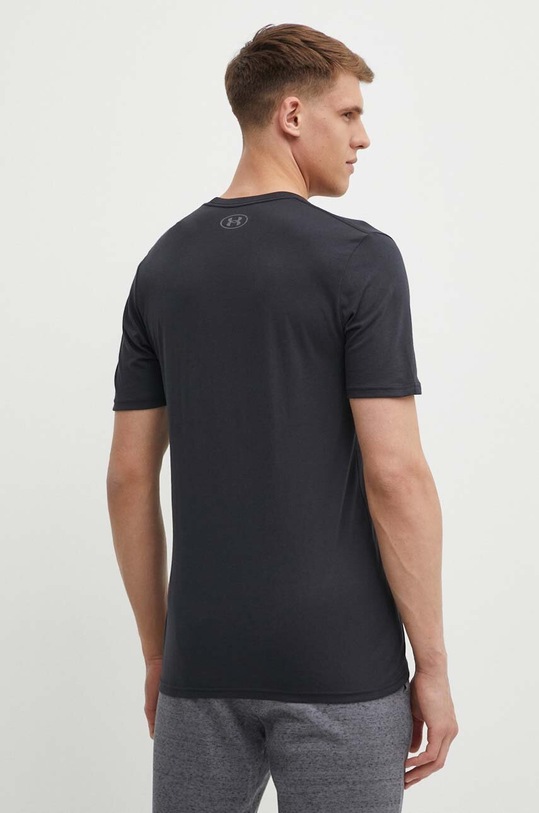 Odzież Under Armour t-shirt 1329581 czarny