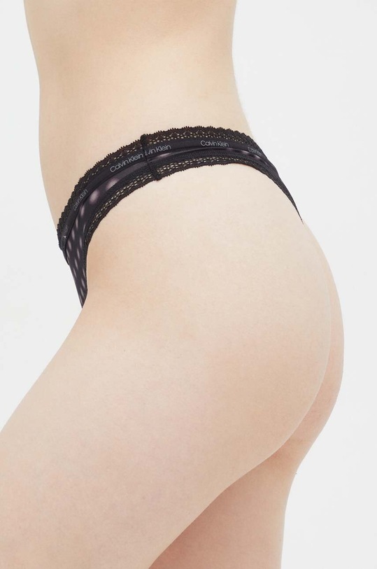 Calvin Klein Underwear stringi 000QD3763E czarny AA00