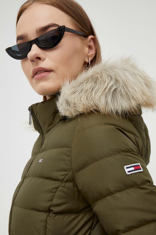 Tommy Jeans pehelydzseki zöld DW0DW09060
