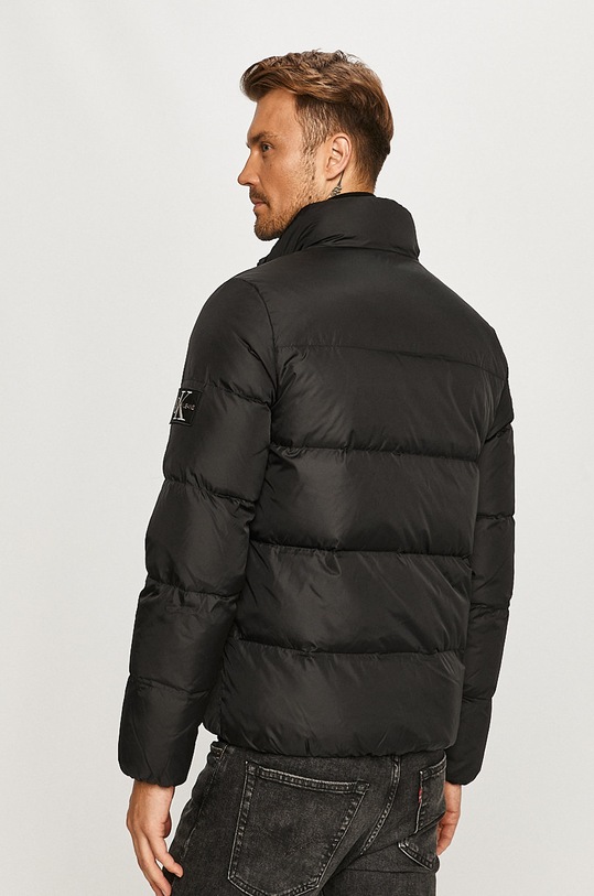 Дрехи Calvin Klein Jeans - Пухено яке J30J315679 черен