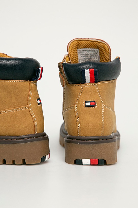 CHLAPEC Tommy Hilfiger - Dětské boty T3B5.30965.30.34 žlutá