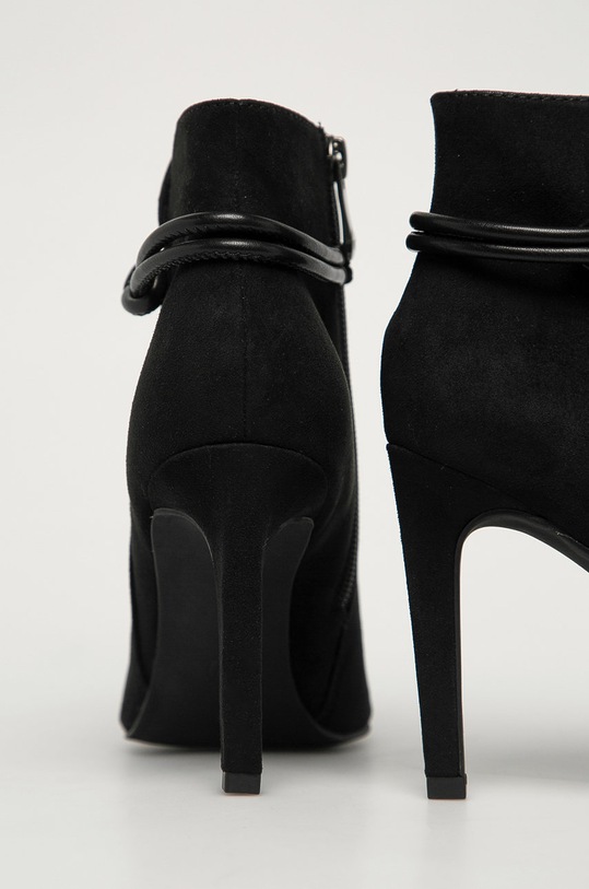 Marco Tozzi - Členkové topánky čierna 2.2.25064.25.1