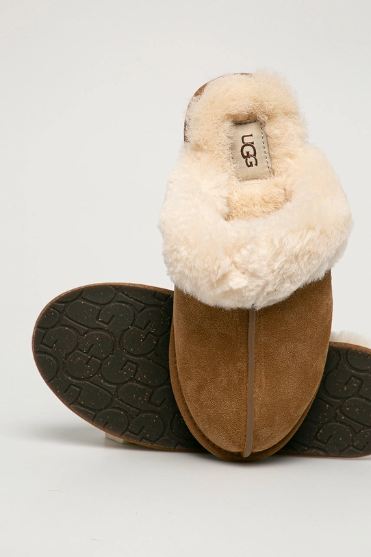 UGG papuci din piele întoarsă Scuffette II maro 1106872.CHE