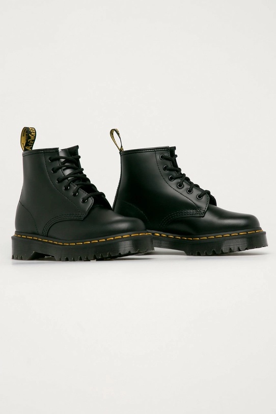 Dr. Martens - Kožené workery 101 DM26203001 čierna AW20