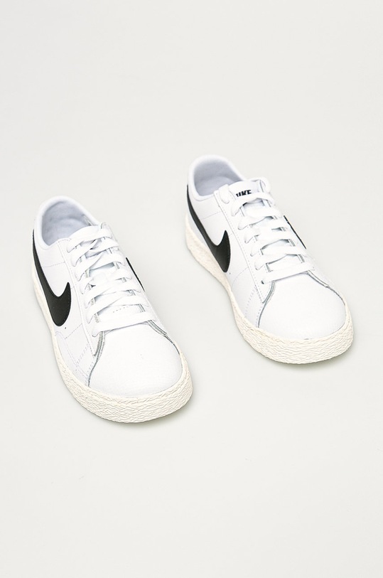 Dětské boty Nike Kids Blazer Low CZ7106 bílá AW20