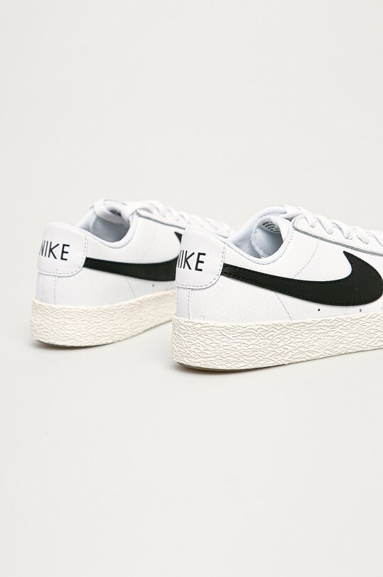 Băieți Nike Kids - Pantofi copii Blazer Low CZ7106 alb