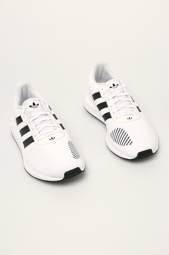 adidas Originals - Кроссовки Swift Run RF FV5358 FV5358 белый AW20