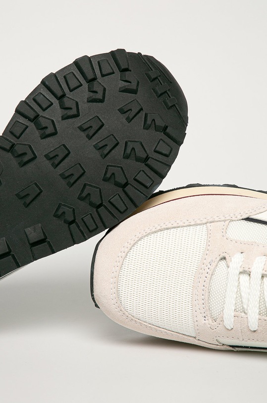 Armani Exchange – Buty biały XUX083.XV263