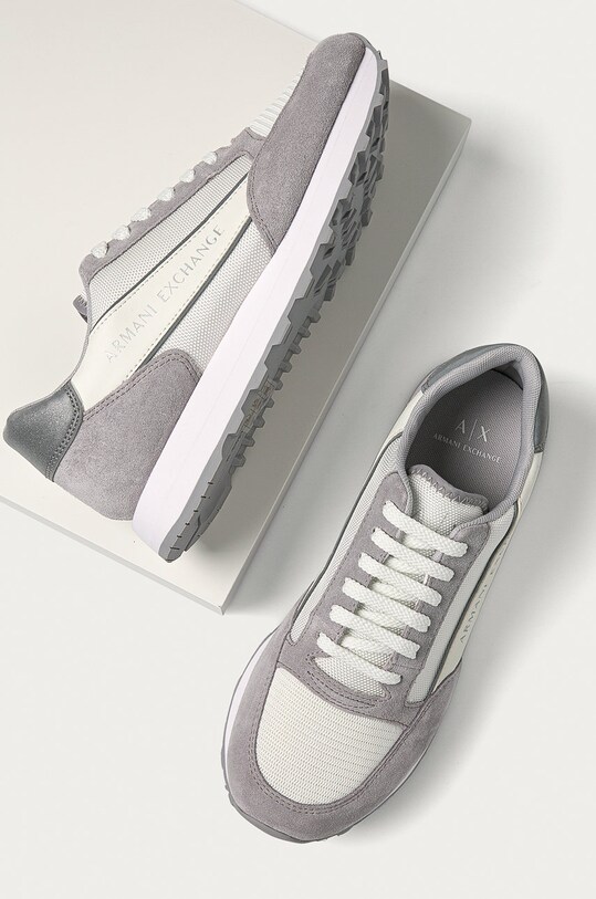 Armani Exchange Pantofi alb XUX083.XV263