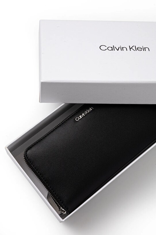 Calvin Klein кошелек чёрный K60K606698